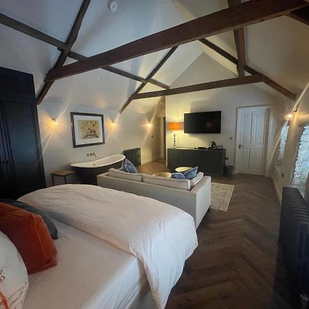 The Hideaway Bed and Breakfast Saint Brides Major Εξωτερικό φωτογραφία